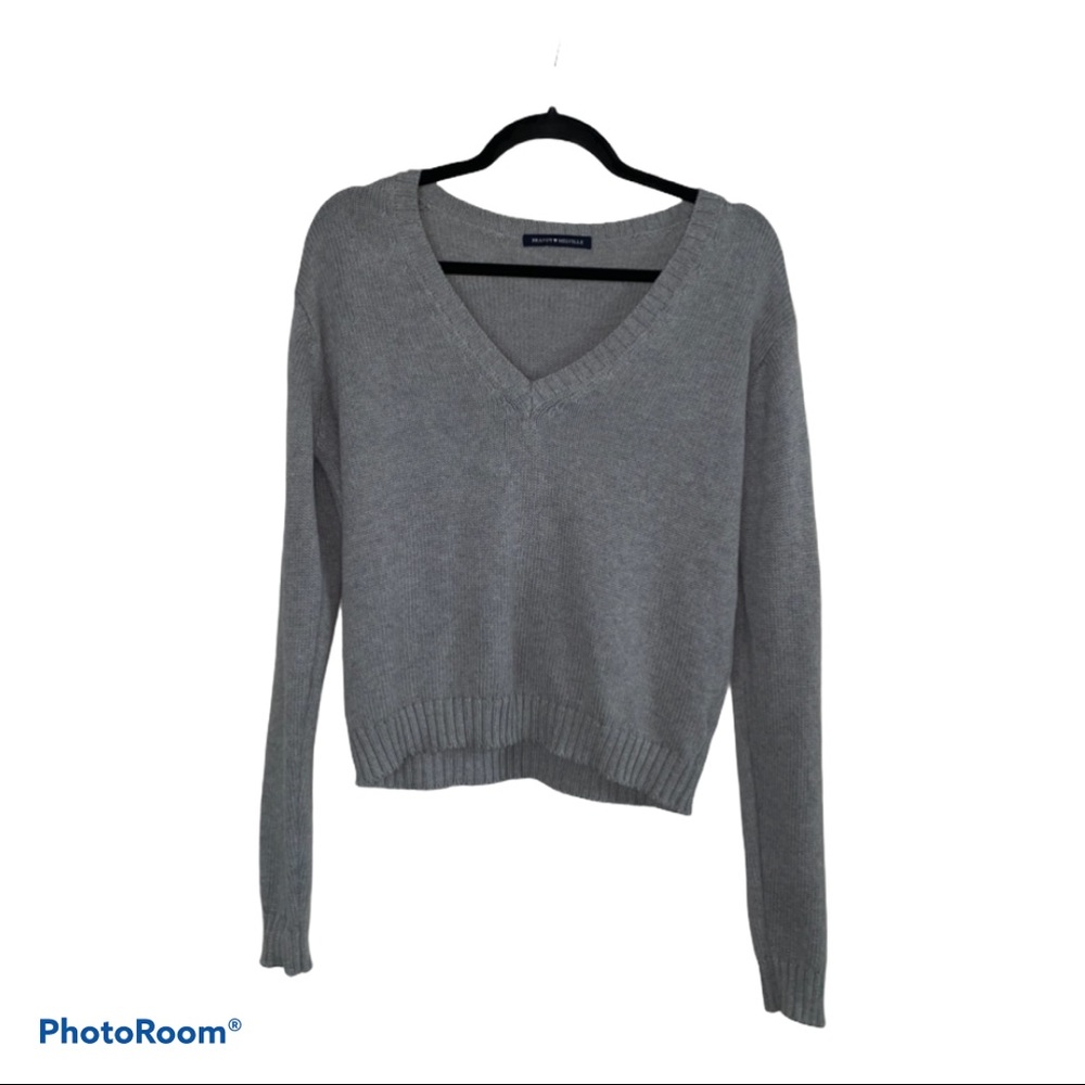 cute cropped grey brandy Melville sweater